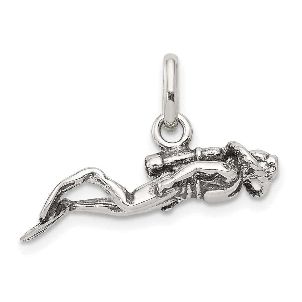 QC4160.jpg Sterling Silver Antiqued Scuba Diver Charm - Image 1